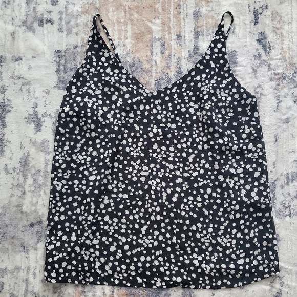 NWOT Banana Republic Black and white dotted cami tank Size XS. Lined. - Picture 11 of 13